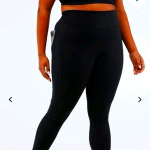 Fabletics Pocket Leggings